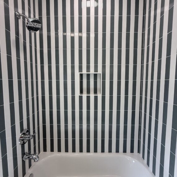 Charleston interior photo 4