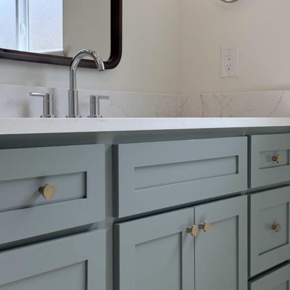 Charleston interior photo 8