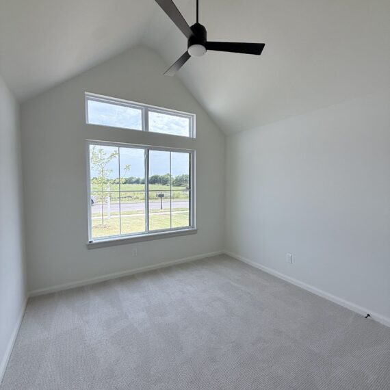 Charleston interior photo 9