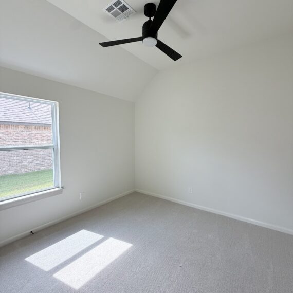 Charleston interior photo 10