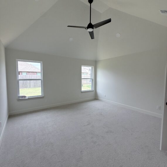 Charleston interior photo 23