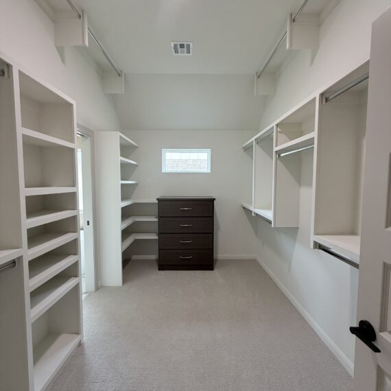 Charleston interior photo 29