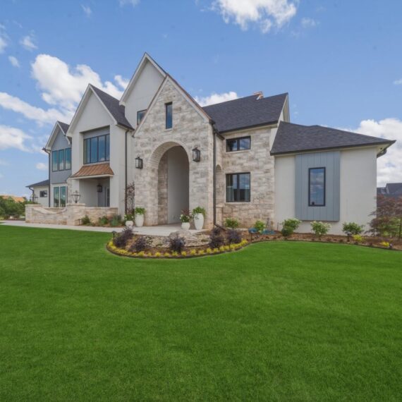 The Hampton Parade exterior photo 2