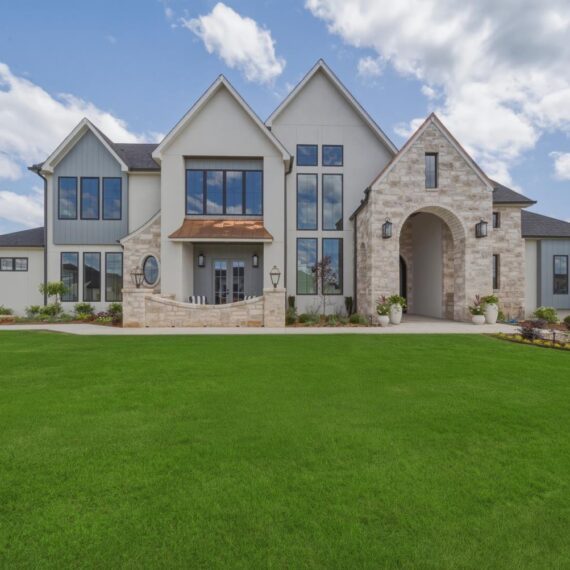 The Hampton Parade exterior photo 4