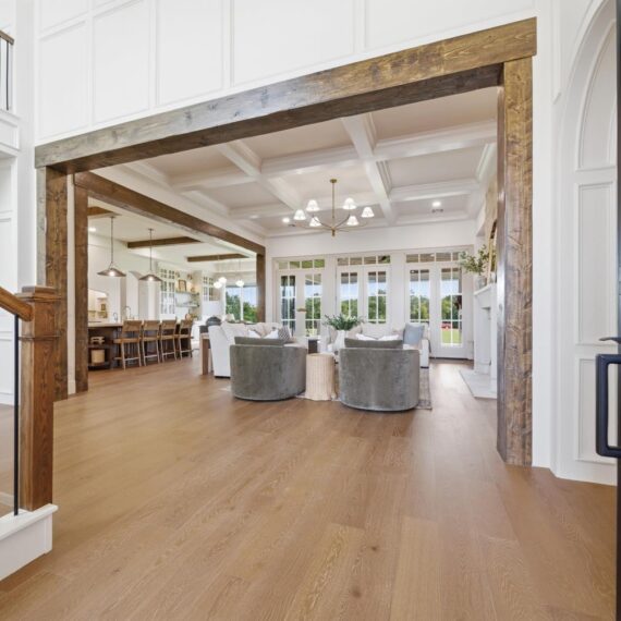 The Hampton Parade interior photo 1