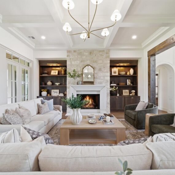The Hampton Parade interior photo 5