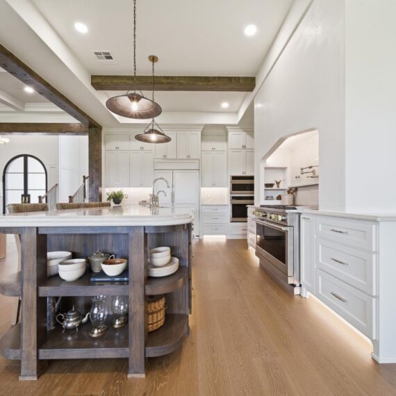 The Hampton Parade interior photo 11