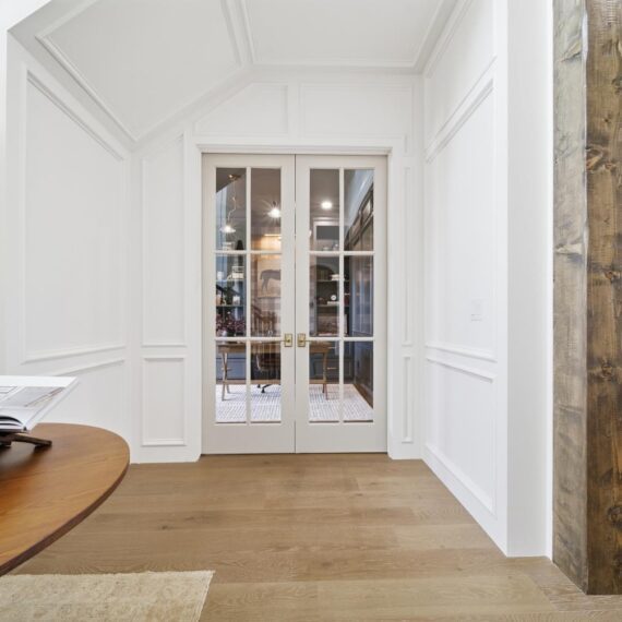 The Hampton Parade interior photo 17
