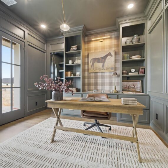 The Hampton Parade interior photo 18