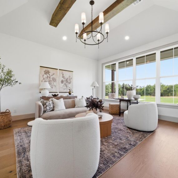 The Hampton Parade interior photo 20