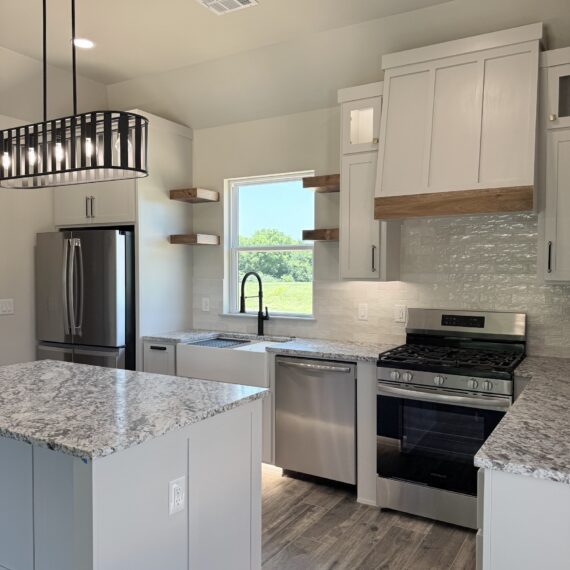 Open Acres interior photo 2