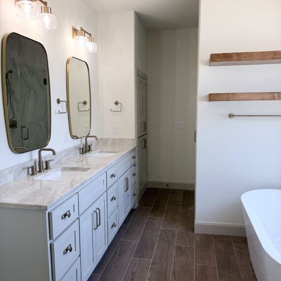 Open Acres interior photo 14