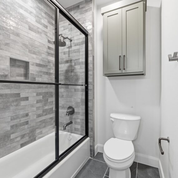 Rustic Ridge interior photo 23