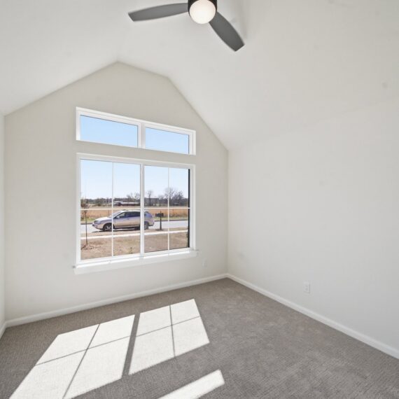 Savannah Custom interior photo 7