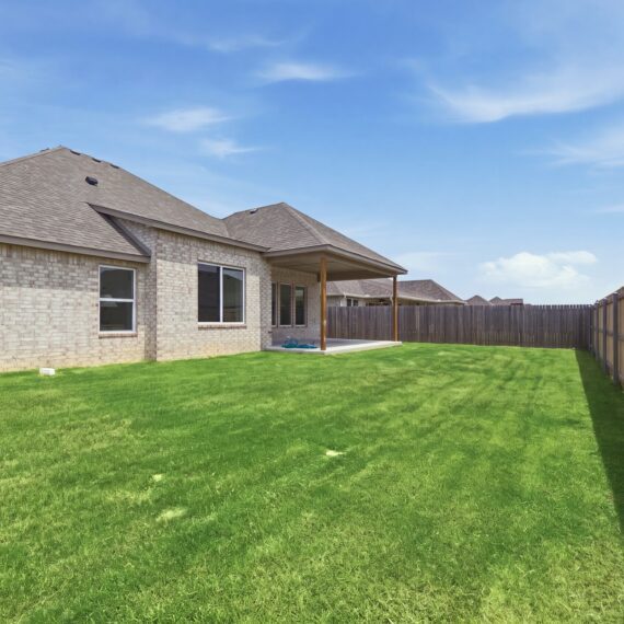 Savannah Spec exterior photo 2